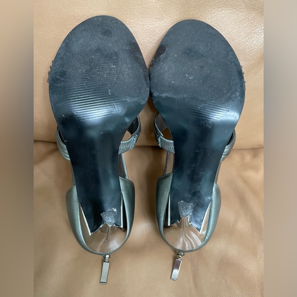 Guess Grey Shoes *Size: 6.5 M - Picture 7 of 13